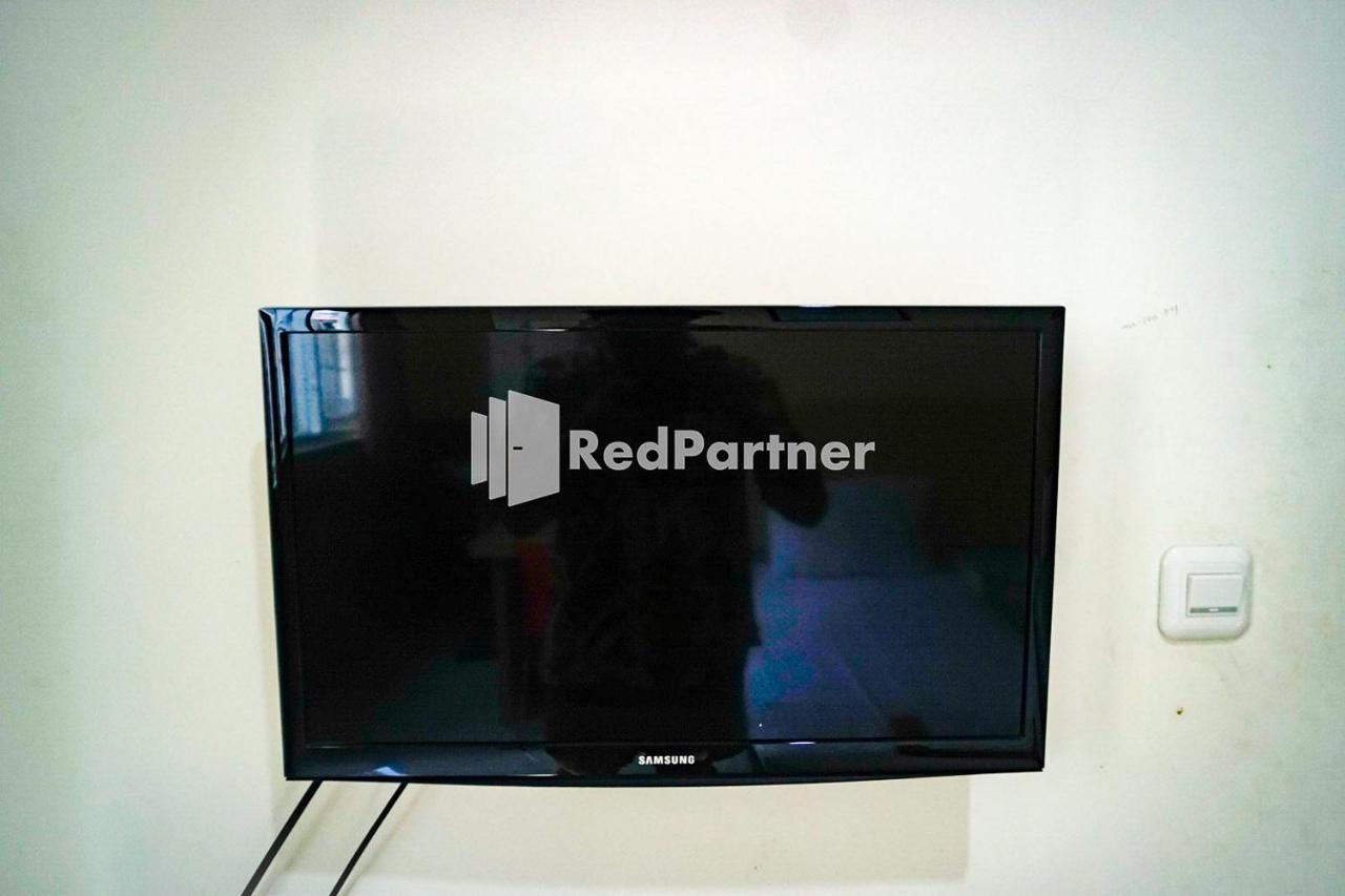 Hoki Homestay Redpartner スラバヤ エクステリア 写真